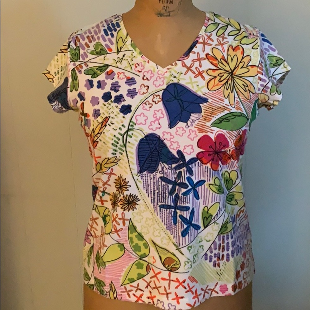 Chico’s tee shirt.